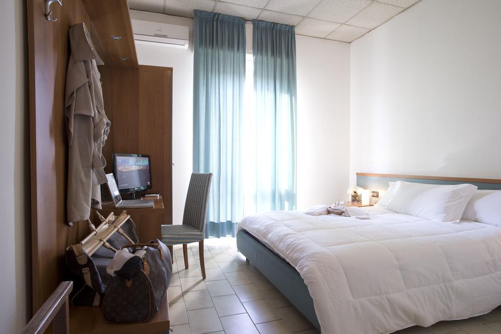 Hotel Capri Brescia Quarto foto